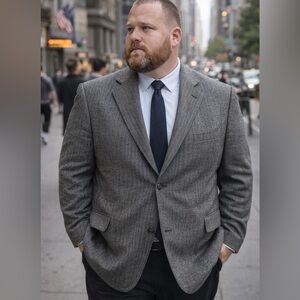 Classic Wool Herringbone Blazer | 100% Wool | Timeless Menswear (38R)